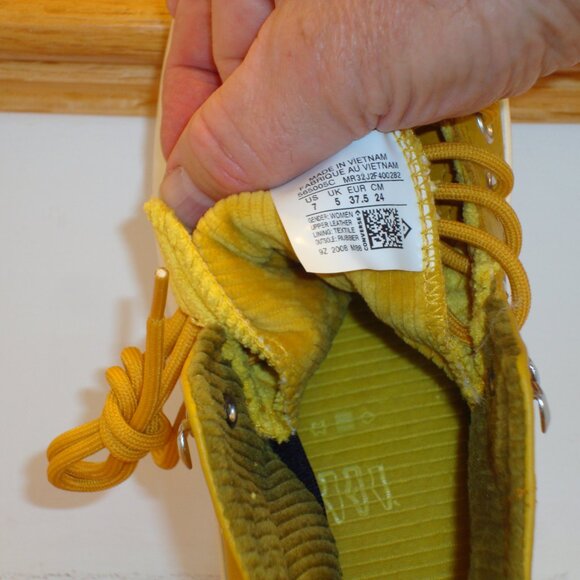 Converse Chuck Taylor All Star Leather Gore-Tex Lugged Waterproof Winter 7 NWT! - Picture 8 of 9